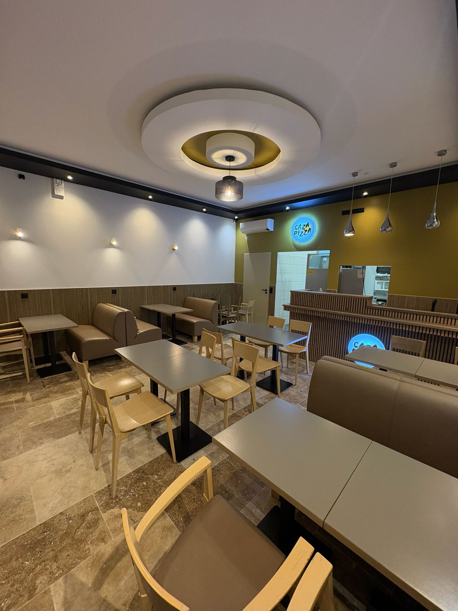 Ambiance du restaurant Caza Pizza